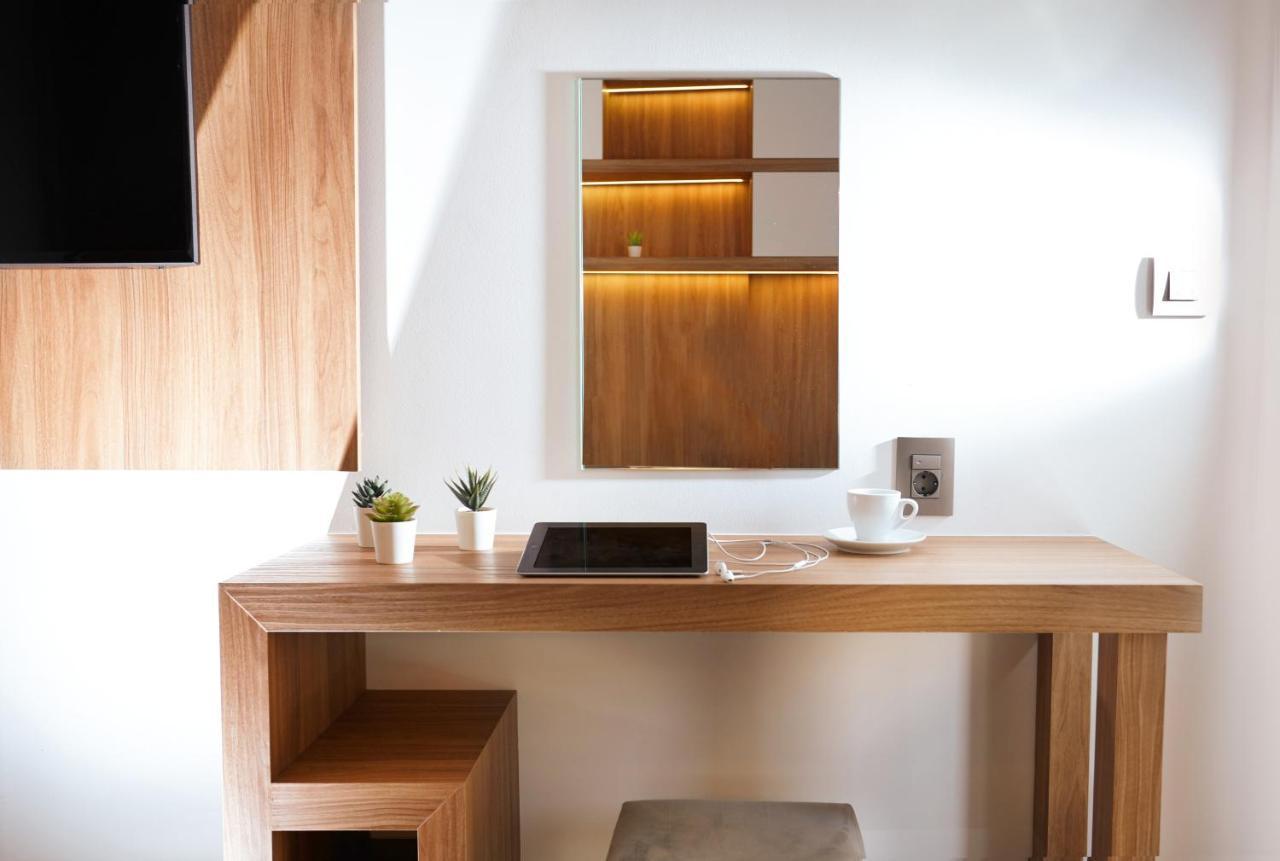 Armi Luxury Apartment In The Heart Of The City 干尼亞 外观 照片